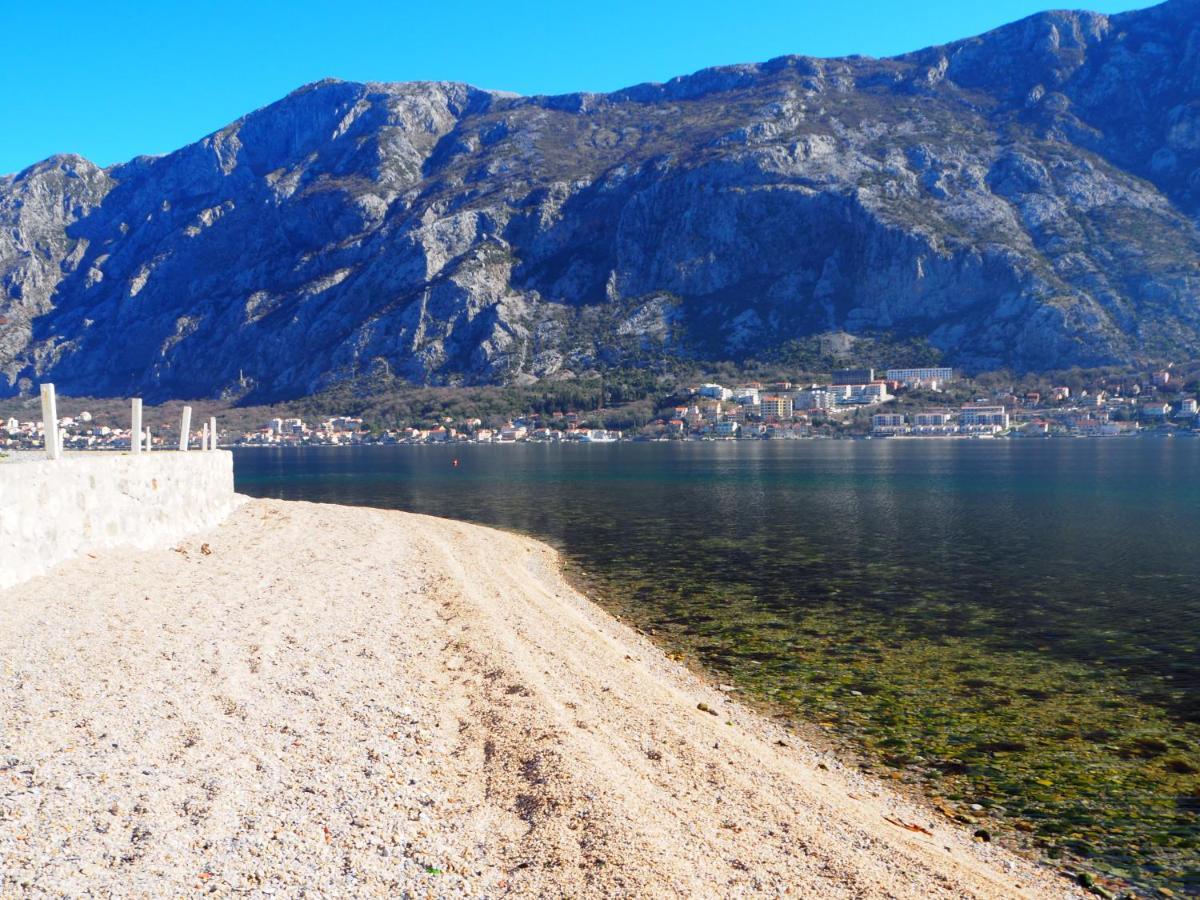 Romantic Stone House By The Sea **** Kotor Exterior photo