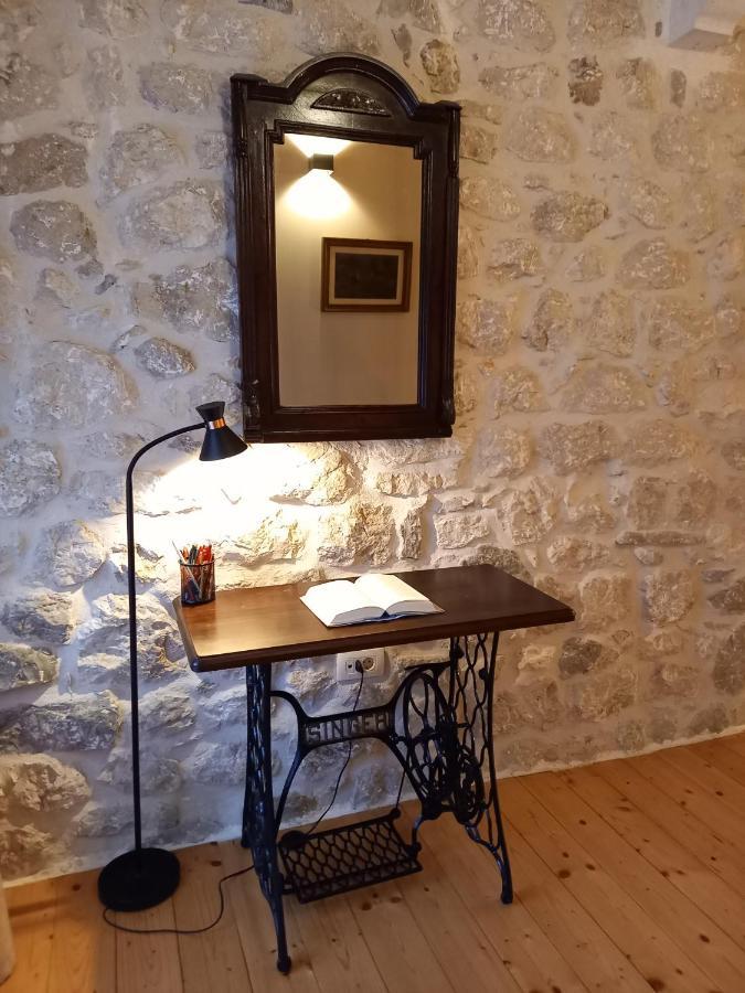 Romantic Stone House By The Sea **** Kotor Exterior photo